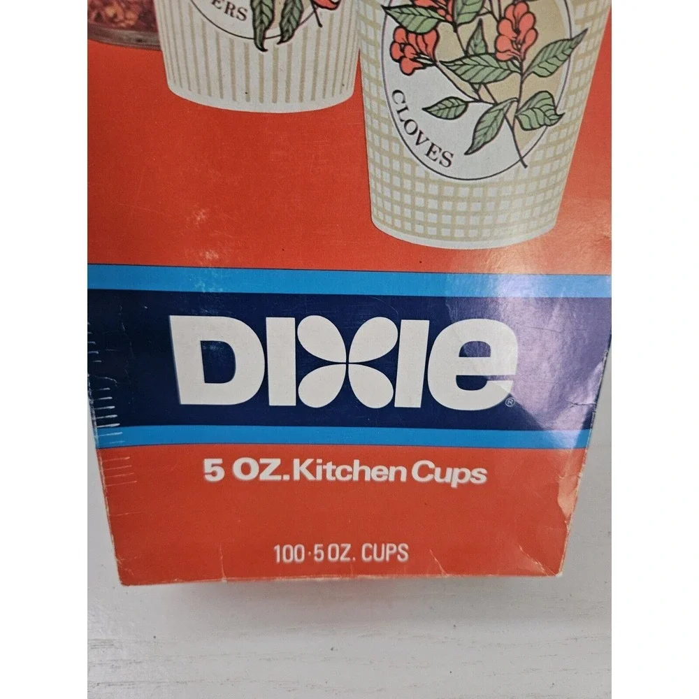 Vintage Dixie Cups Spice Collection 99Ct 5oz Old Stock/Open Box 1986 *READ*‎